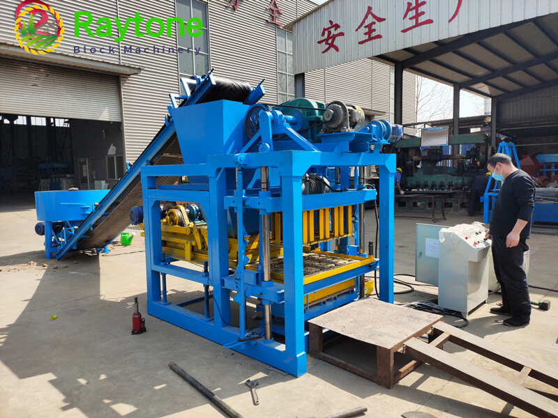 QT4-28 Block Making Machine