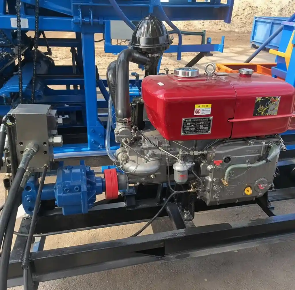 Diesel engine driving hydraulic system on QTJ4-30 block machine